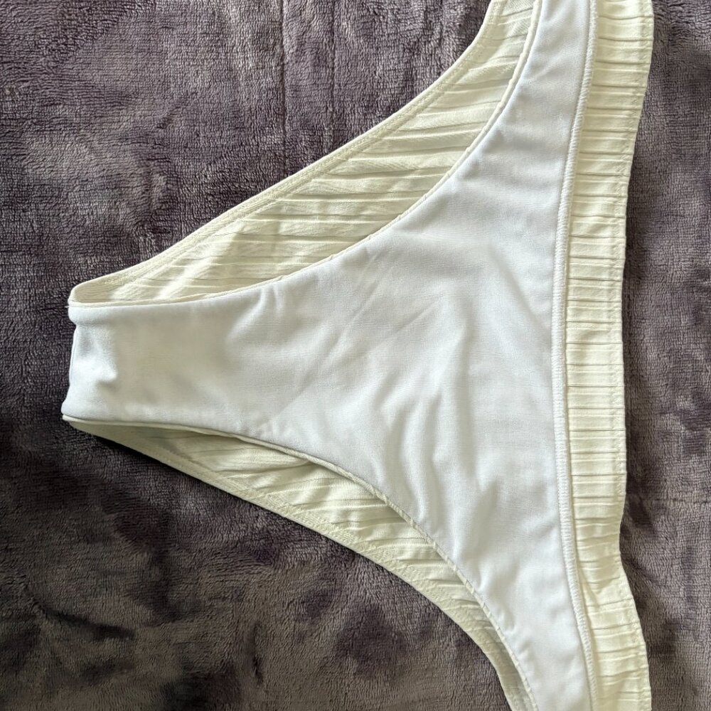 Billabong Cream Ribbed Bikini Set M - Picture 4 of 13